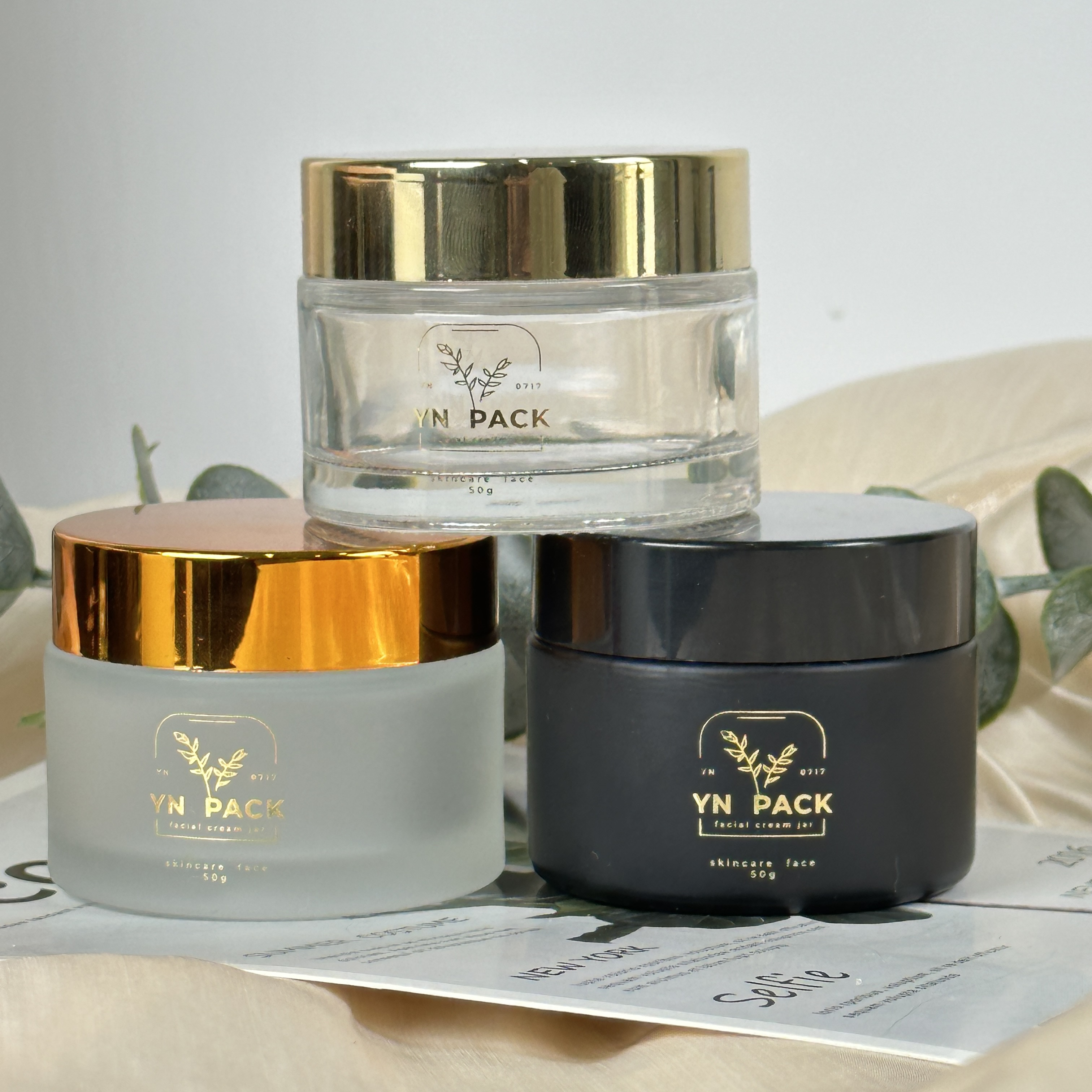 Luxury Skincare Jars - luxury glass jar Wholesa frosted glass